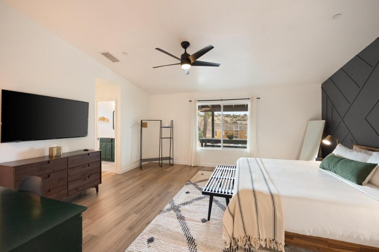 Alana House - Pool, Hot Tub, Bbq, Fire Pit And Walk To Hikes! Home โจชัวทรี ภายนอก รูปภาพ